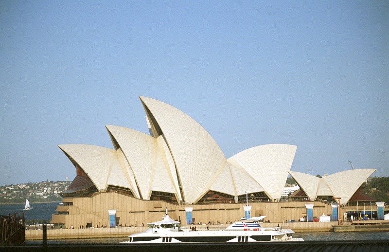 去澳洲留学如何申请？申请条件有哪些？